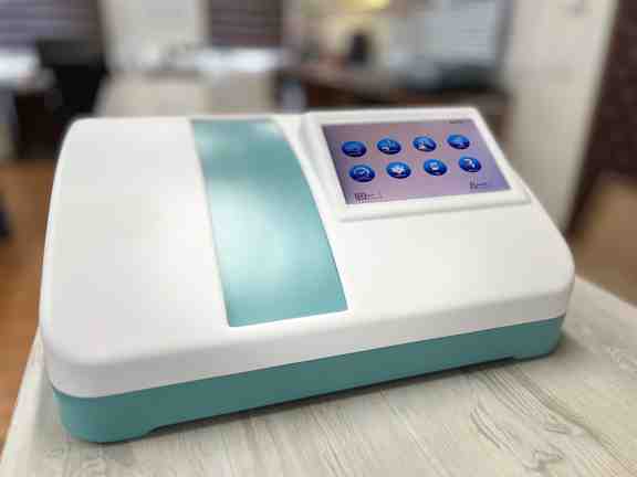 آنالایزر آب با فناوری   CMOS دارای ایزو 13485 و گواهی کالیراسیون 17025