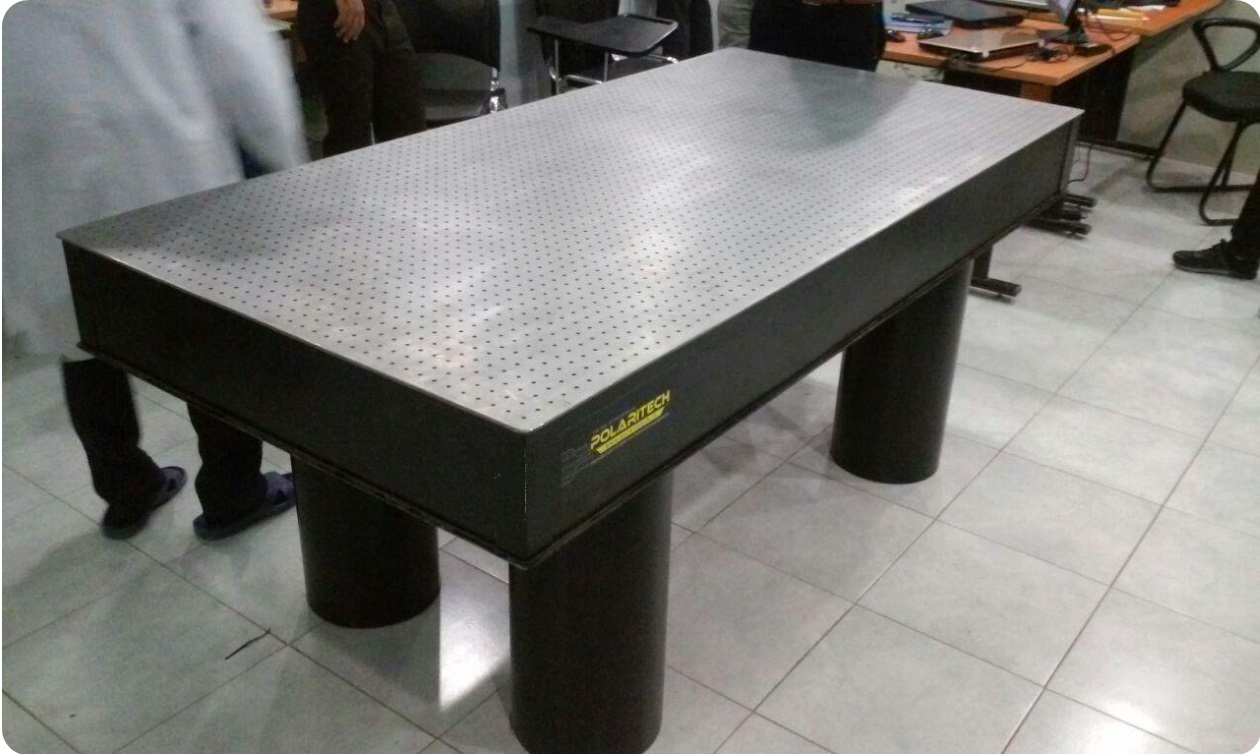 میز اپتیکی 100*75 سانتی متر با پایه ثابت و ارتفاع بنچ 10 سانتی متر