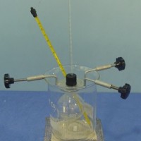 آزمایش ضریب انبساط حجمی مایعات