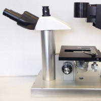میکروسکوپ نوری-عبوری وارون