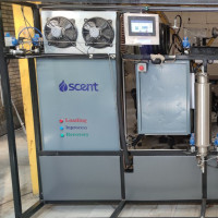 supercritical fluid extraction devices