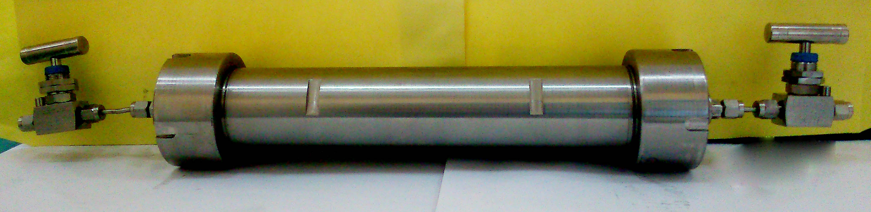 سیلندر نمونه گیری گاز 250 سی سی دارای پوشش داخلی تفلونی