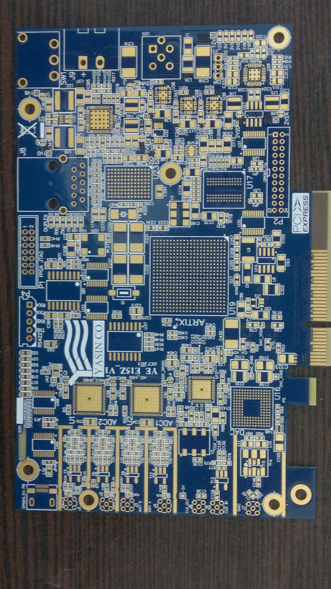 کارت ترکیبی 2 کاناله ADC با نرخ 125MHZ و رزولوشن 16bit و  FPGA Artix7-XC7A35 به همراه PCIe,LAN,DDR3