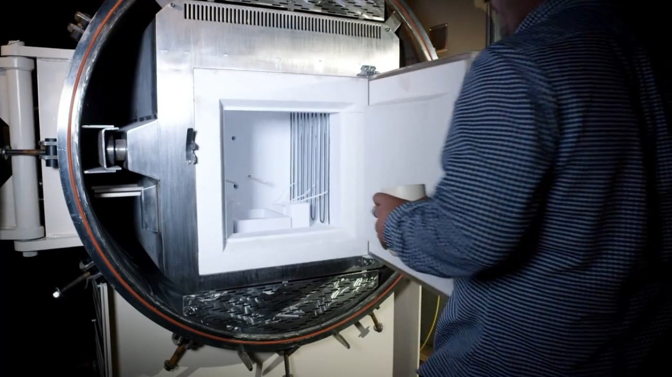 CFF-کوره باکسی خلاء و اتمسفر کنترل 1500 درجه 12 لیتر با نسوز سرامیکی