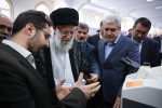 بازدید رهبر معظم انقلاب اسلامی از دستاوردهای هفت شرکت حاضر در نمایشگاه تجهیزات و مواد آزمایشگاهی ساخت ایران