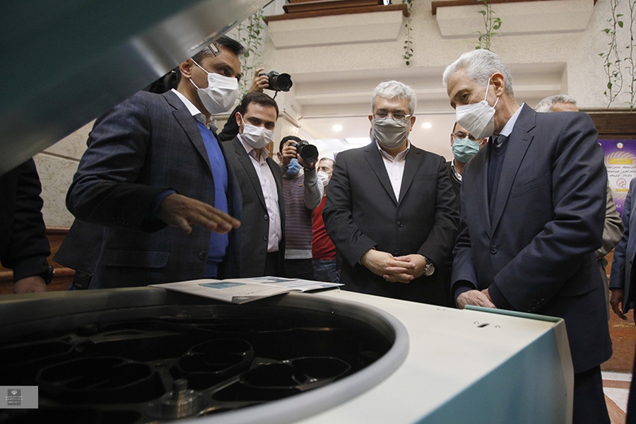 سورناستاری و منصور غلامی در آیین افتتاح هشتمین نمایشگاه تجهیزات و مواد آزمایشگاهی ایران ساخت