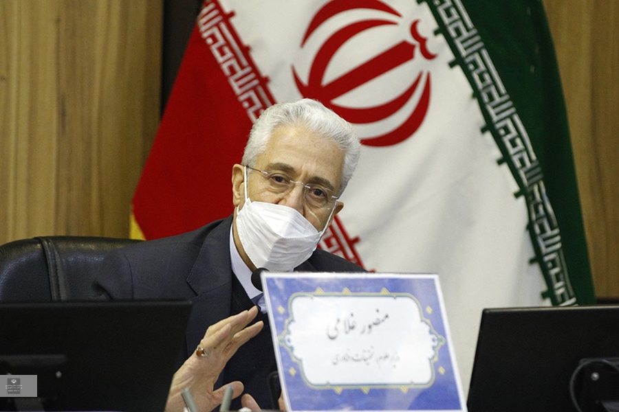 منصور غلامی وزیر علوم، تحقیقات و فناوری در آیین افتتاح هشتمین نمایشگاه تجهیزات و مواد آزمایشگاهی ایران ساخت